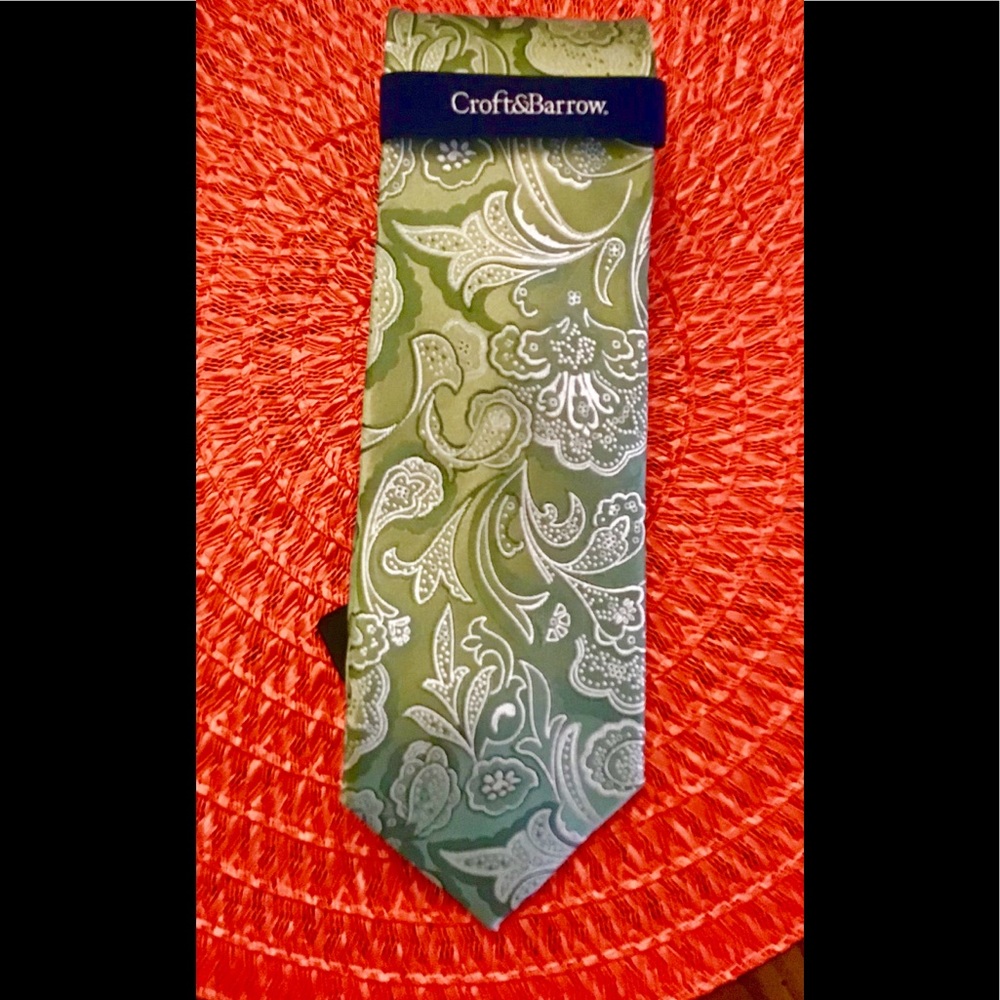 Croft & Borrow men’s tie NWT green 100% silk Business ready grab bag ready